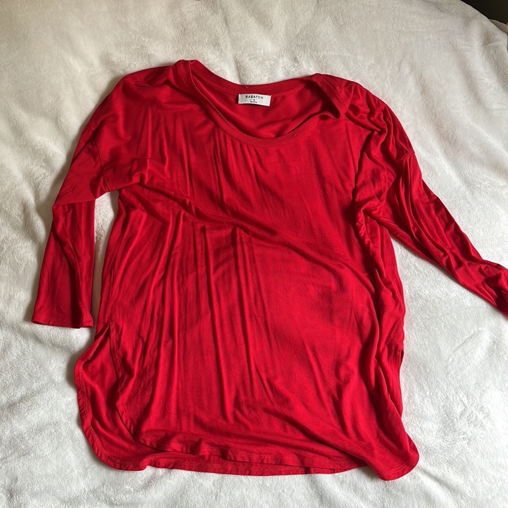 Aritzia Babaton Red Shirt Size Small